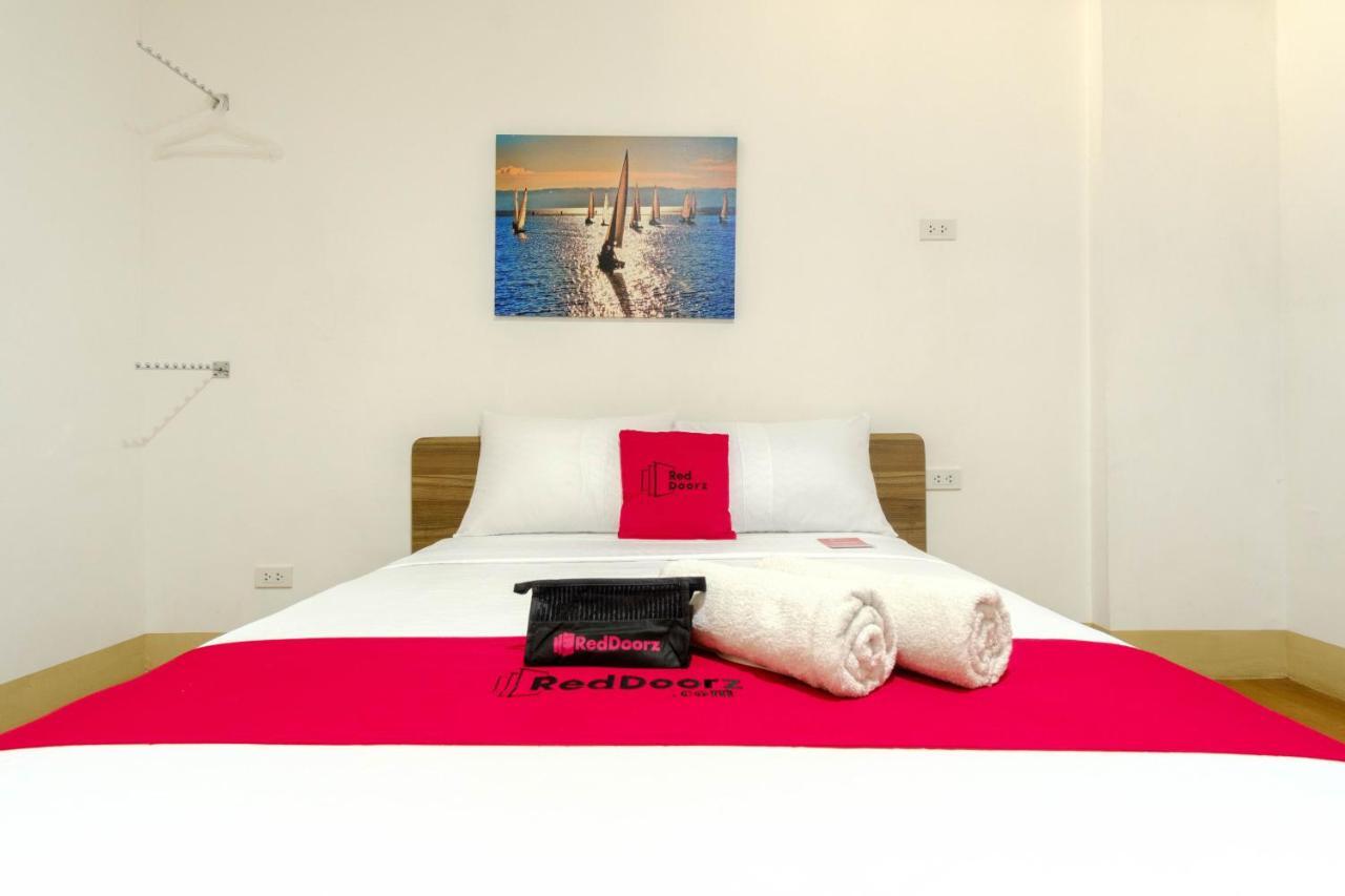 Reddoorz Near V Mapa Station Hotell Manila Eksteriør bilde