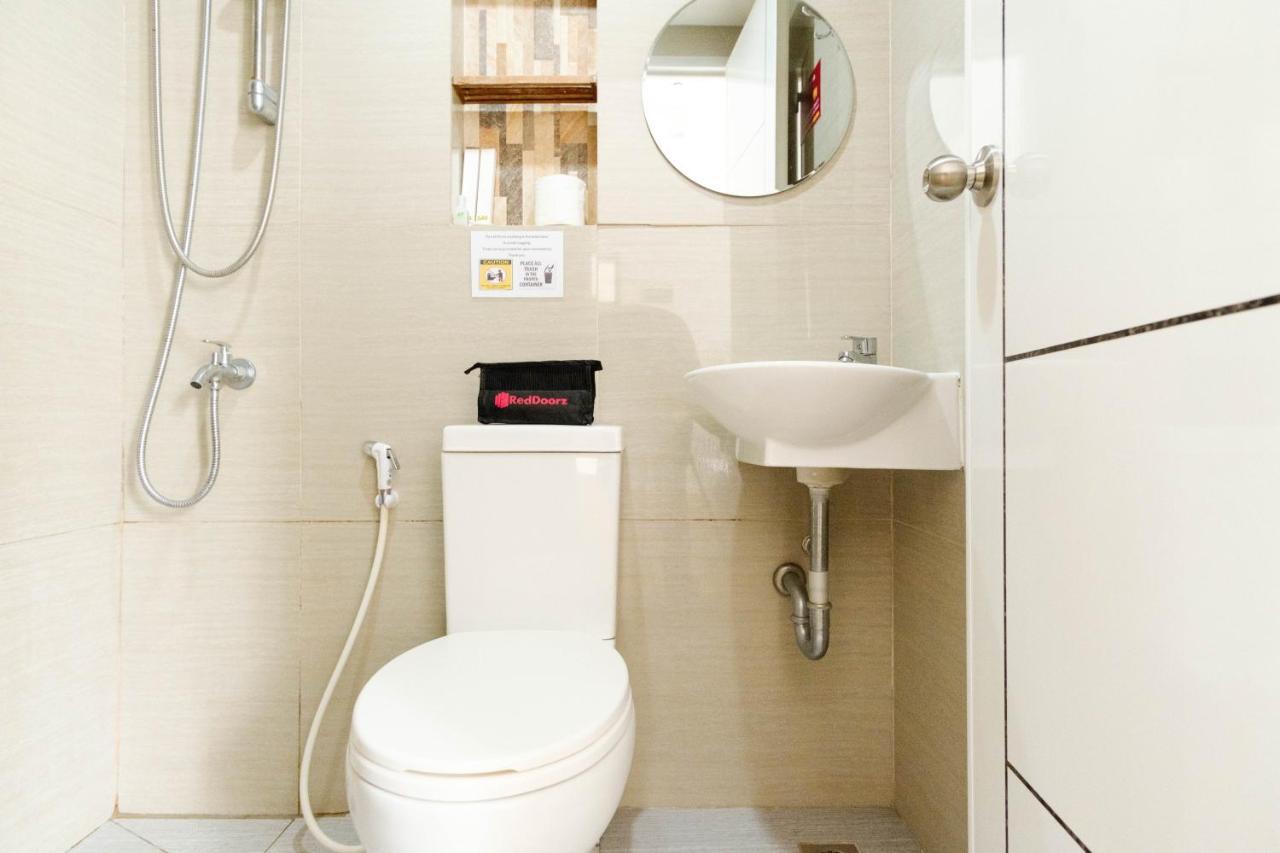 Reddoorz Near V Mapa Station Hotell Manila Eksteriør bilde
