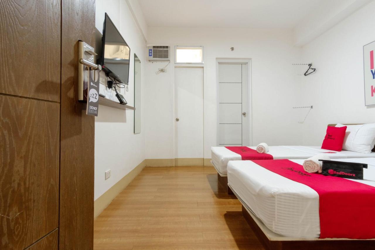 Reddoorz Near V Mapa Station Hotell Manila Eksteriør bilde