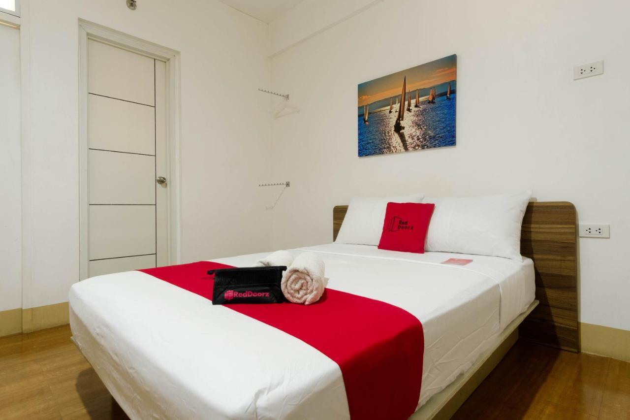 Reddoorz Near V Mapa Station Hotell Manila Eksteriør bilde
