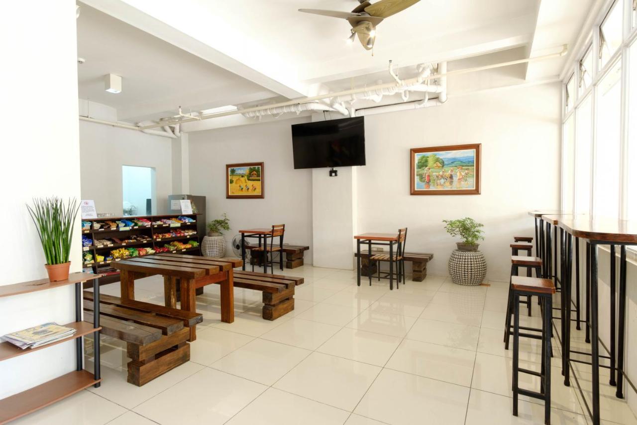Reddoorz Near V Mapa Station Hotell Manila Eksteriør bilde