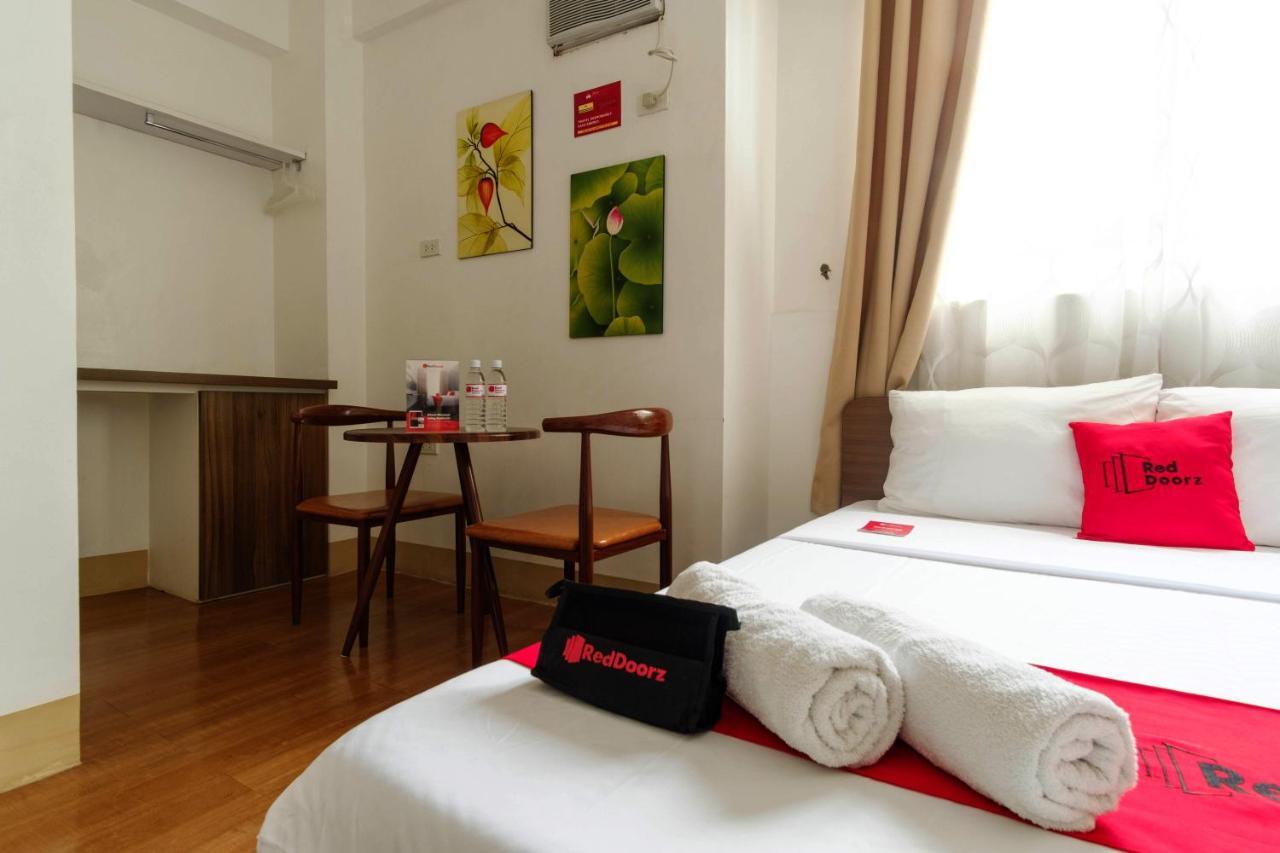 Reddoorz Near V Mapa Station Hotell Manila Eksteriør bilde